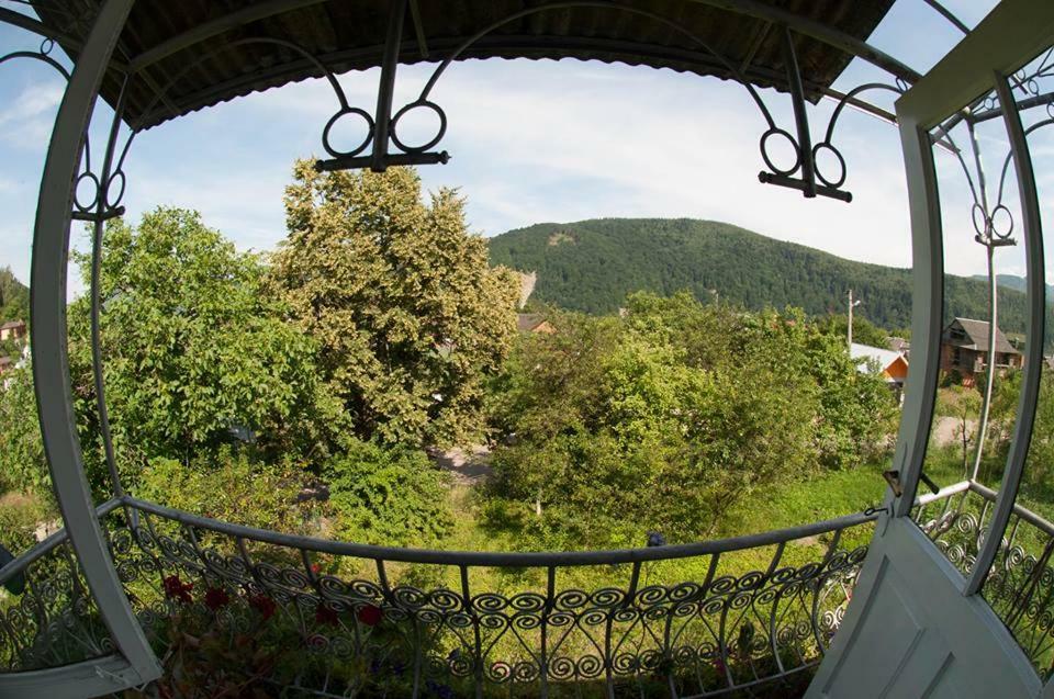 Apartmán Zabava Jaremče Exteriér fotografie