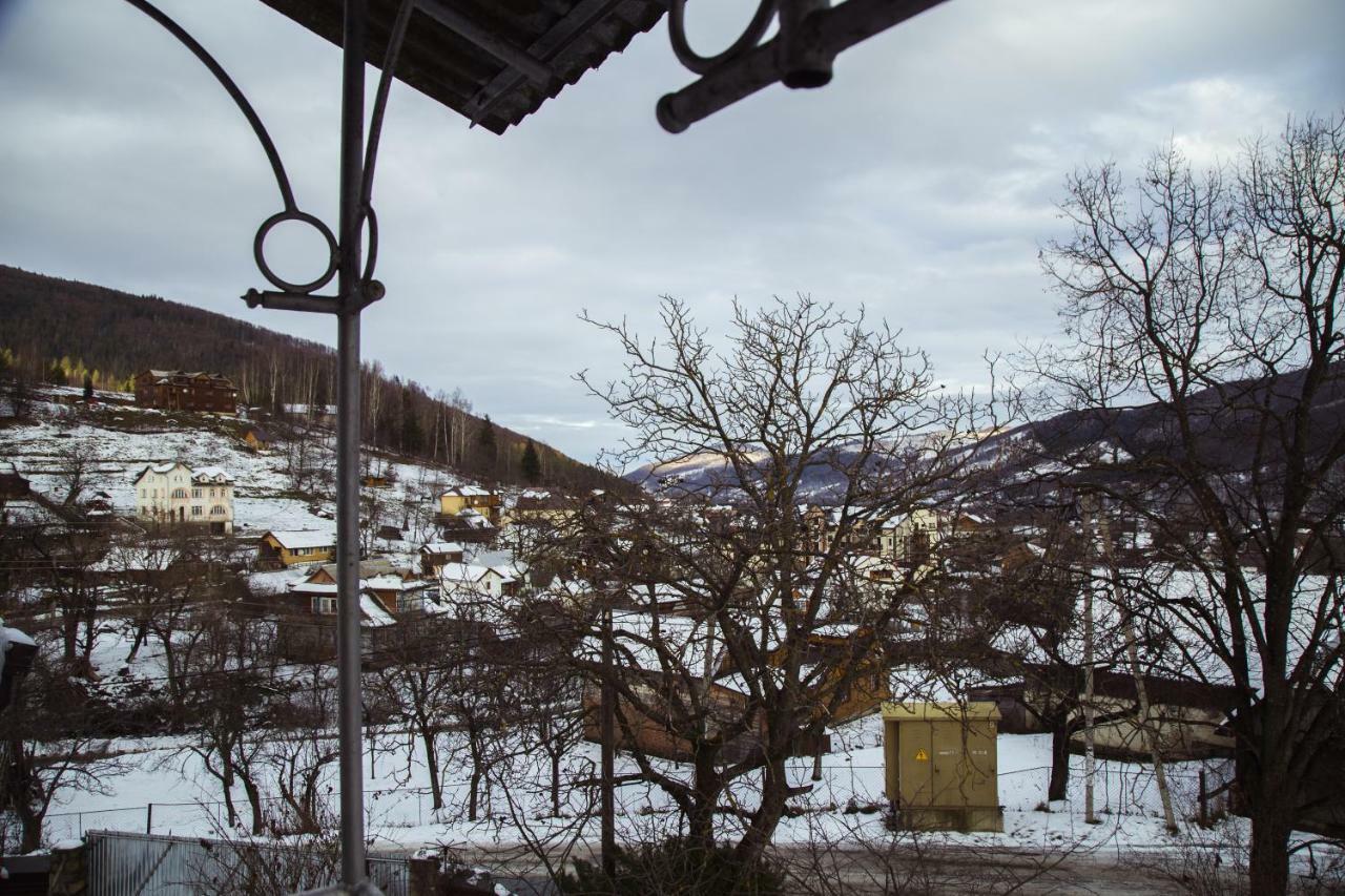 Apartmán Zabava Jaremče Exteriér fotografie