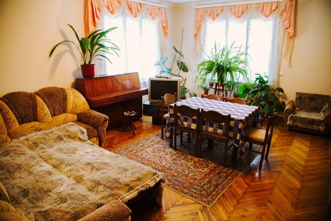 Apartmán Zabava Jaremče Exteriér fotografie
